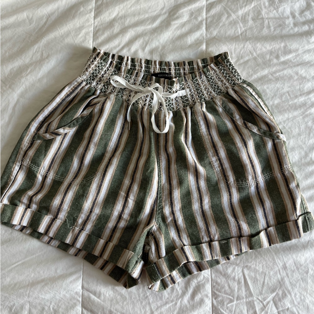 Forever 21 High Waist Green and White Shorts